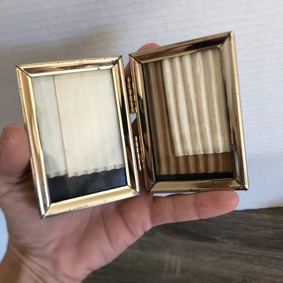 Vtg Double Picture Frame - Picture 11 of 11